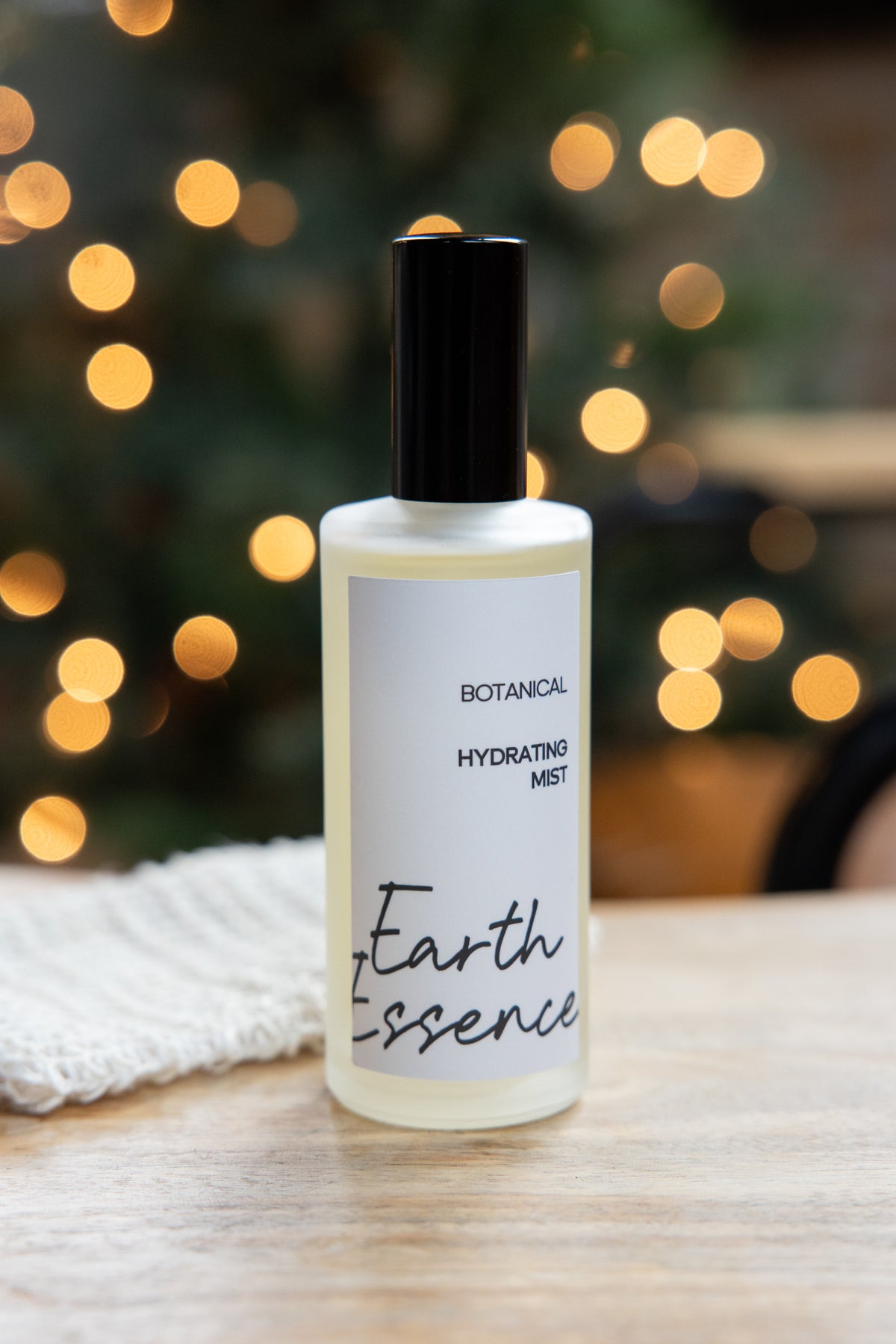 Earth Essence · Botanical Hydrating Mist